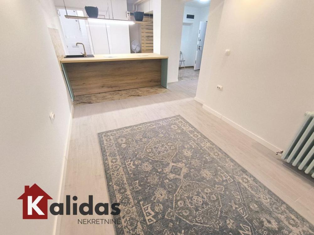 Slika 3 - Stan,NOVI SAD,CENTAR,kv: 37, € 118000, ID: 1008544
