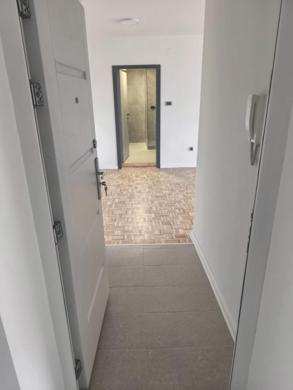 Slika 6 - Stan,NOVI SAD,CARA DUŠANA,kv: 55, € 161450, ID: 1008545