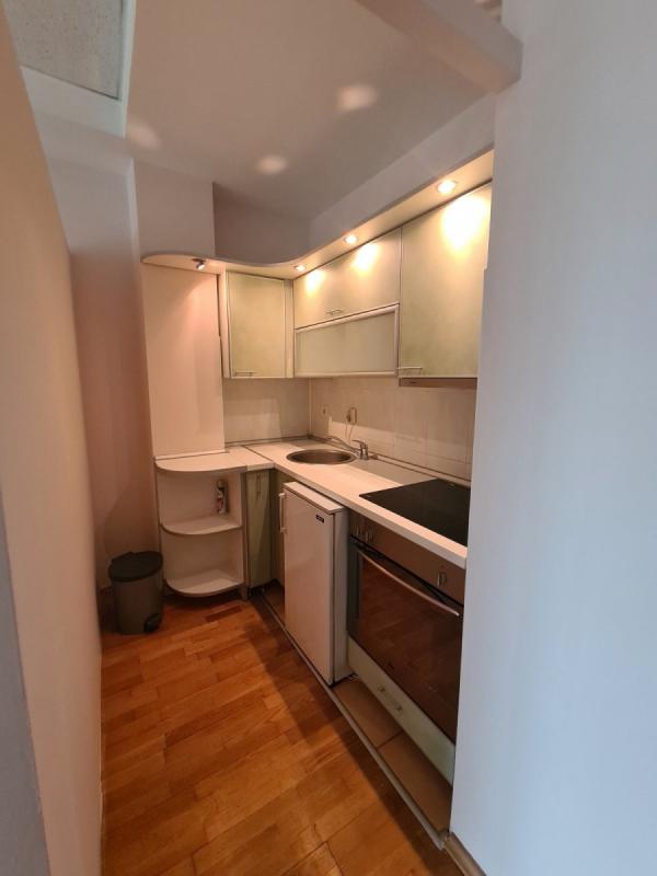 Slika 1 - Stan,NOVI SAD,BULEVAR,kv: 34.00, € 103000, ID: 1058741