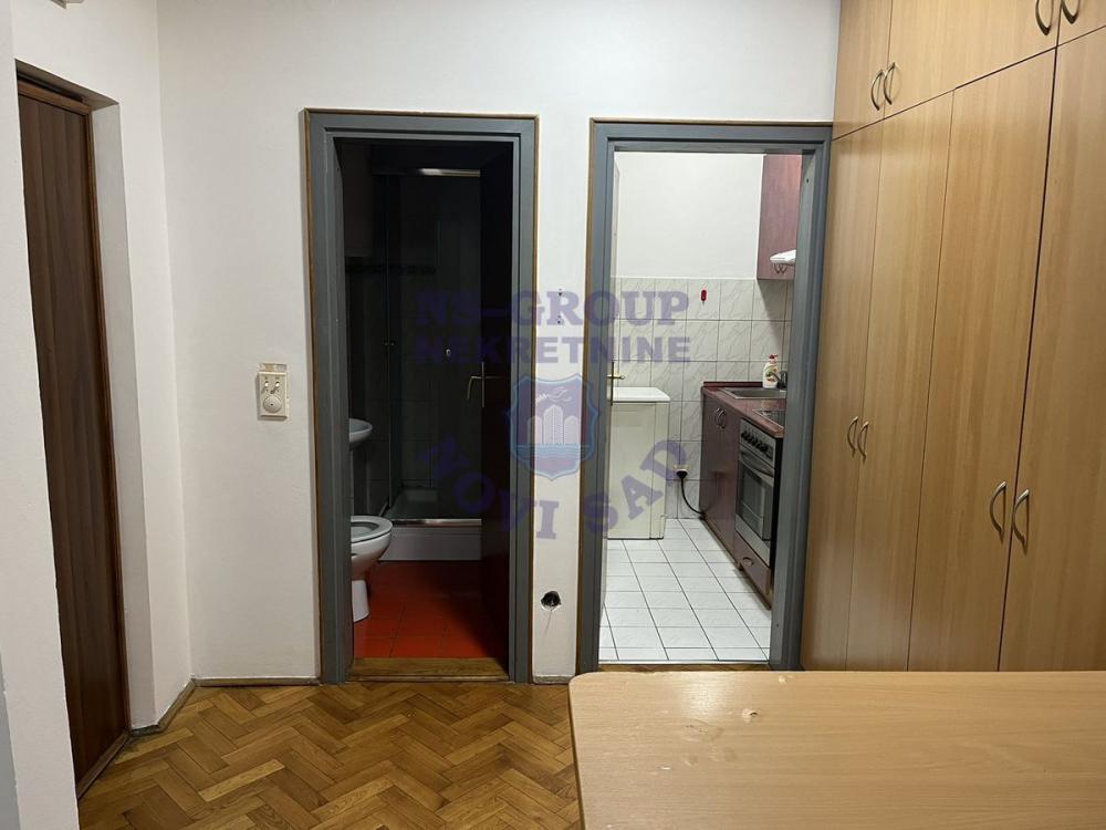 Slika 4 - Odlican jednosoban stan u Centru 