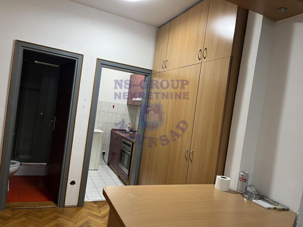 Slika 5 - Odlican jednosoban stan u Centru 