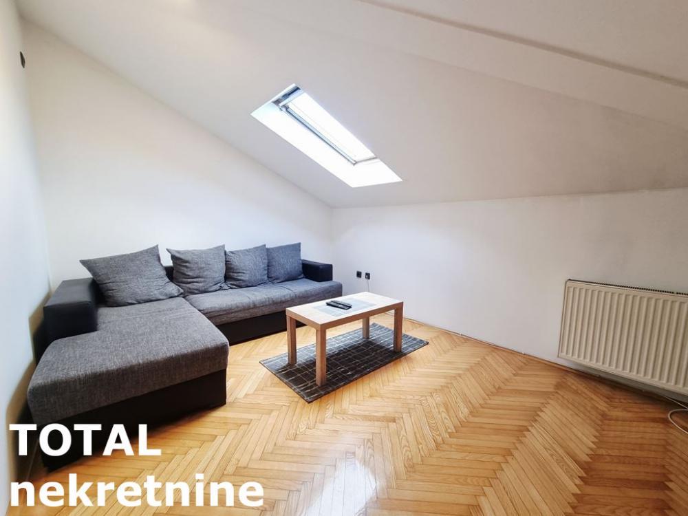 Glavna slika -Stan,NOVI SAD,BULEVAR,kv: 37.00, € 96000, ID: 1102190