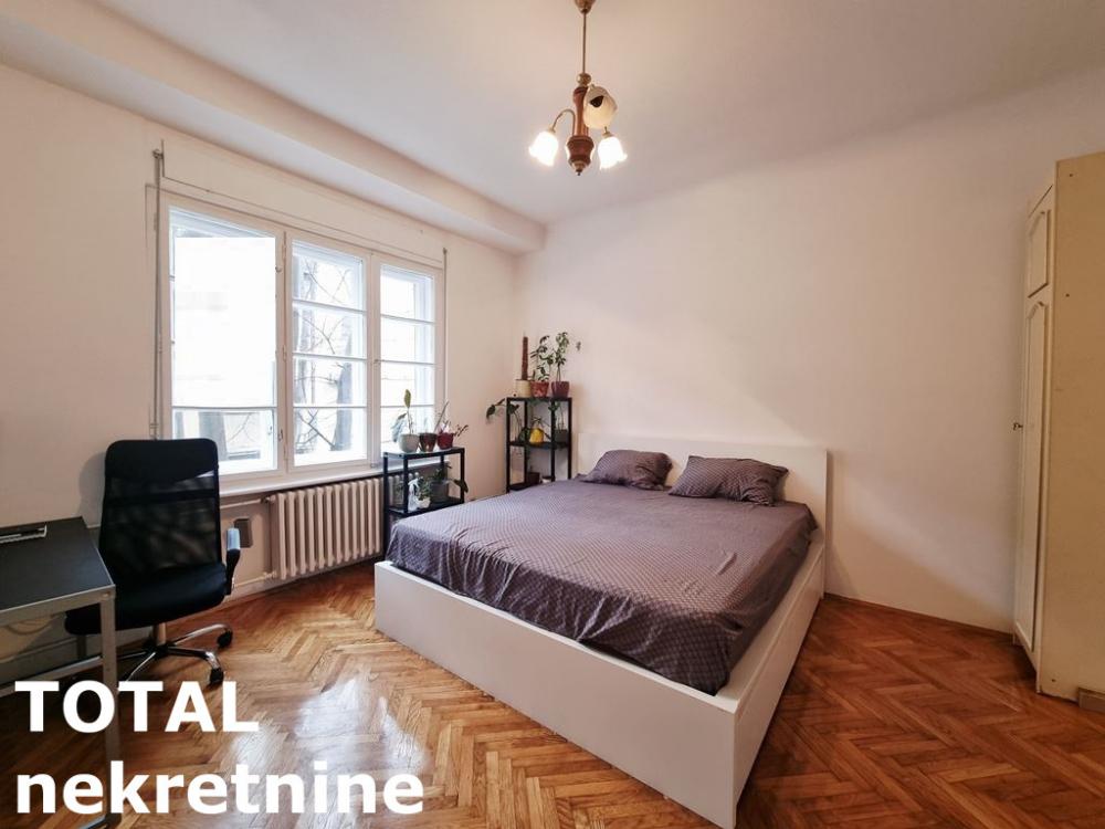 Slika 7 - Stan,NOVI SAD,CENTAR,kv: 56.00, € 190400, ID: 1102108