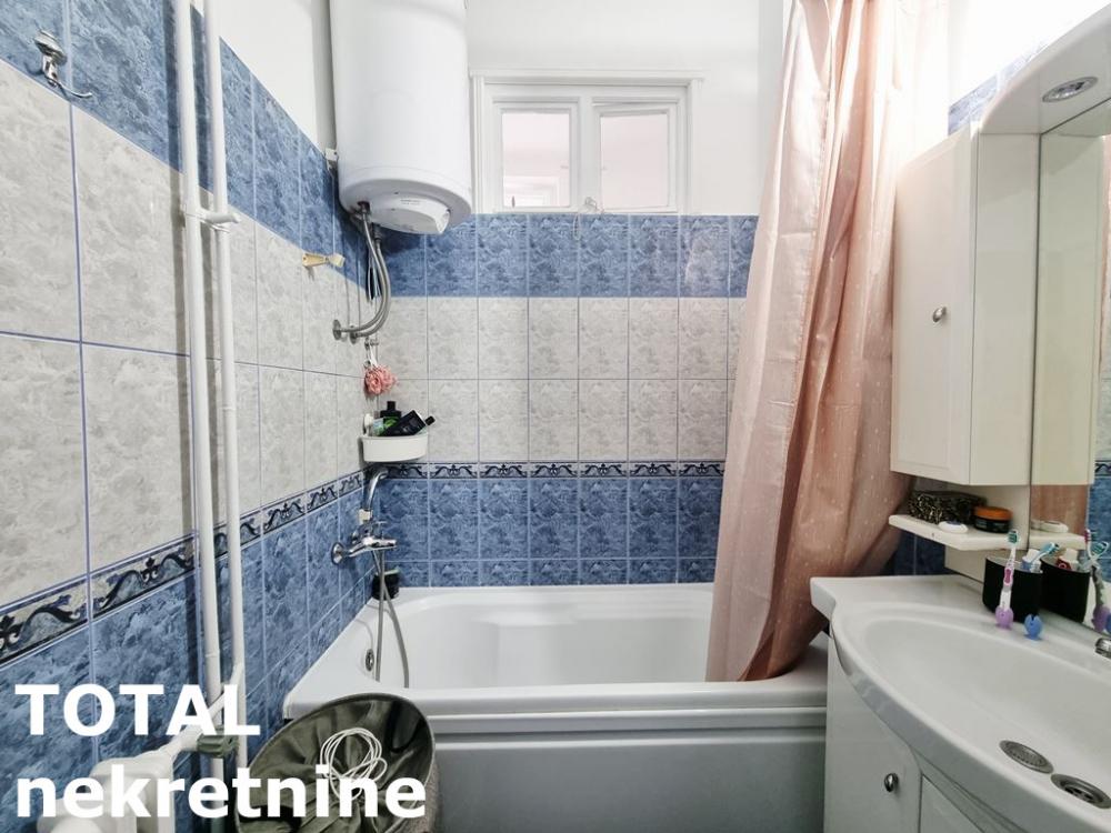 Slika 11 - Stan,NOVI SAD,CENTAR,kv: 56.00, € 190400, ID: 1102108