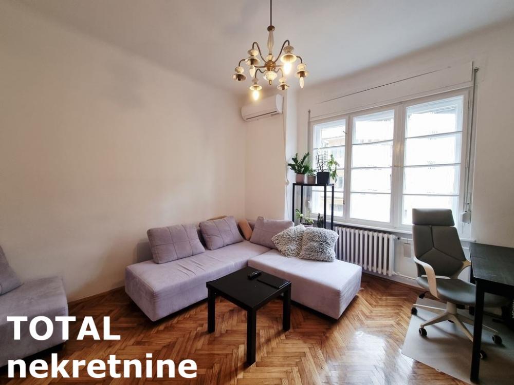 Slika 2 - Stan,NOVI SAD,CENTAR,kv: 56.00, € 190400, ID: 1102108