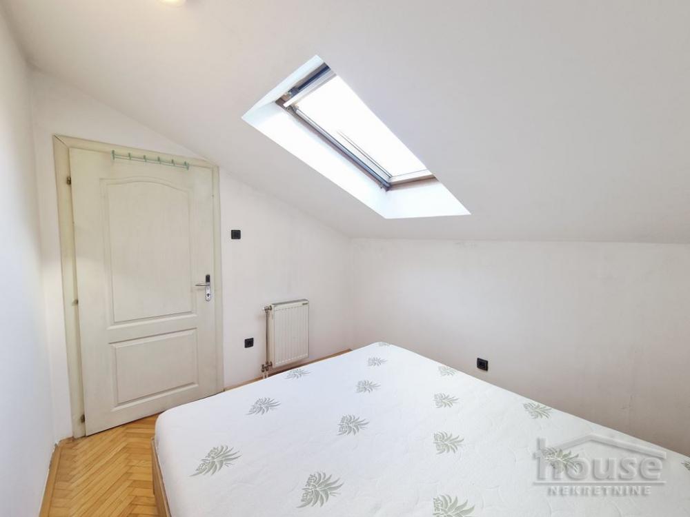 Slika 7 - Stan,NOVI SAD,BULEVAR,kv: 37.00, € 96000, ID: 1065342