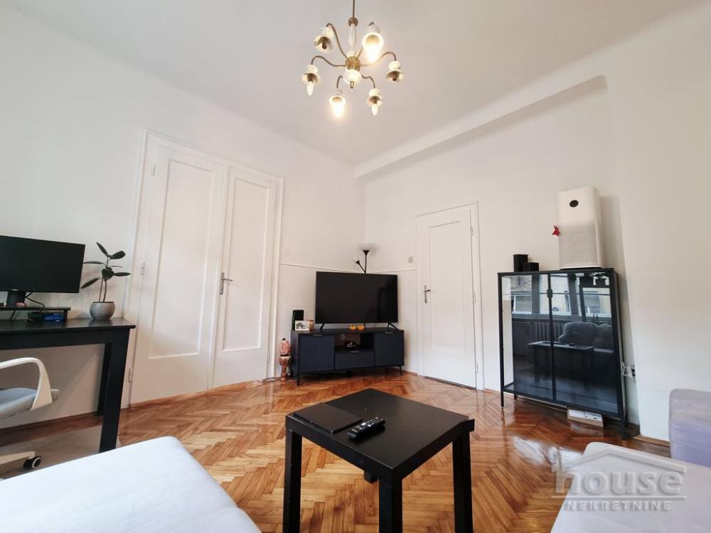 Slika 2 - Stan,NOVI SAD,CENTAR,kv: 56.00, € 190400, ID: 1065260