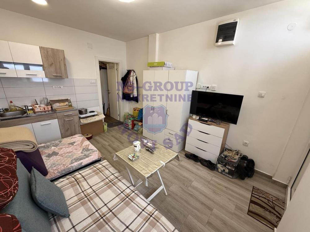 Slika 2 - Š:563526 Garsonjera u Veterniku!