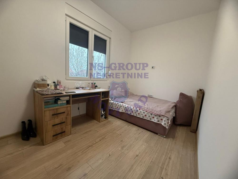 Slika 4 - Trosoban stan u Veterniku!