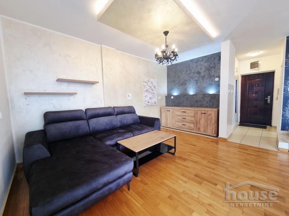 Slika 4 - Stan,NOVI SAD,BULEVAR EVROPE,kv: 81.00, € 166000, ID: 1065195