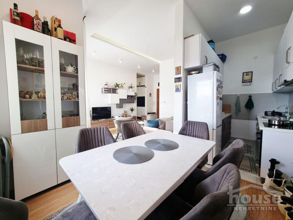 Slika 4 - Stan,NOVI SAD,CENTAR,kv: 74.00, € 255000, ID: 1065186