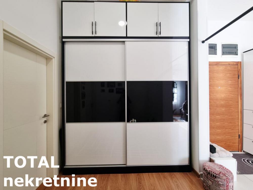 Slika 10 - Stan,NOVI SAD,CENTAR,kv: 74.00, € 255000, ID: 1102034