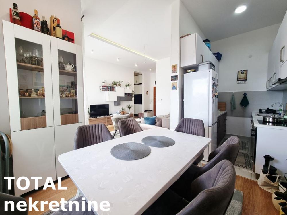 Slika 6 - Stan,NOVI SAD,CENTAR,kv: 74.00, € 255000, ID: 1102034