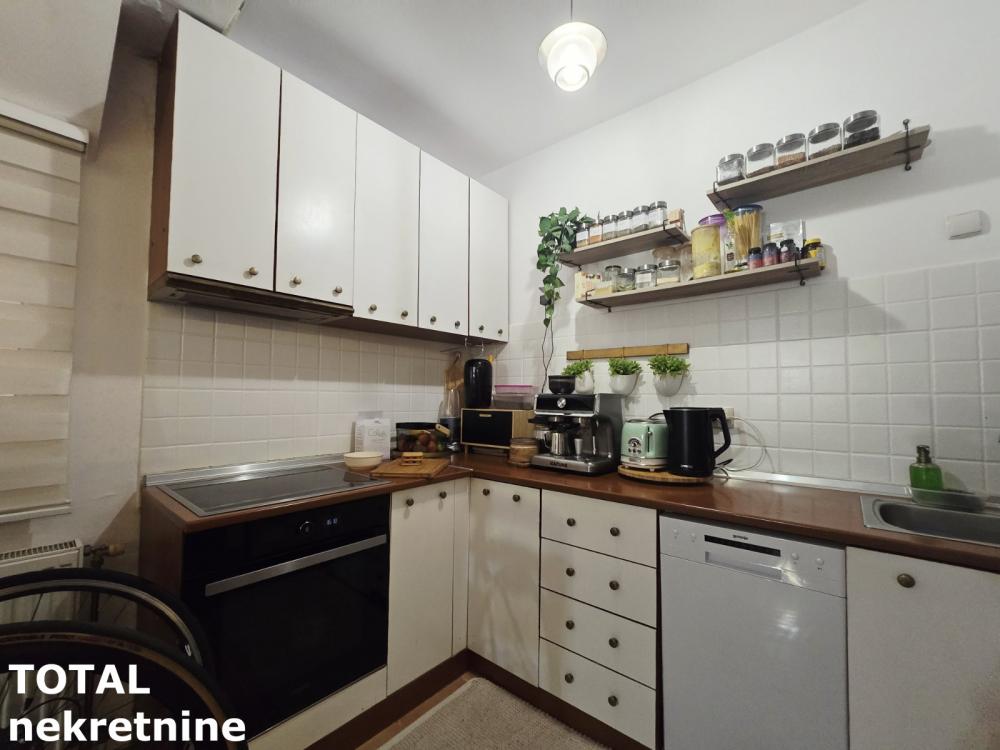 Slika 3 - Stan,NOVI SAD,GRBAVICA,kv: 145.00, € 335000, ID: 1101375