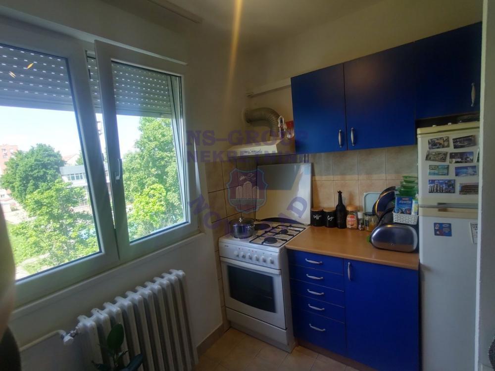 Slika 7 - Dvosoban, 50m2, Detelinara Novi Sad, sa terasom