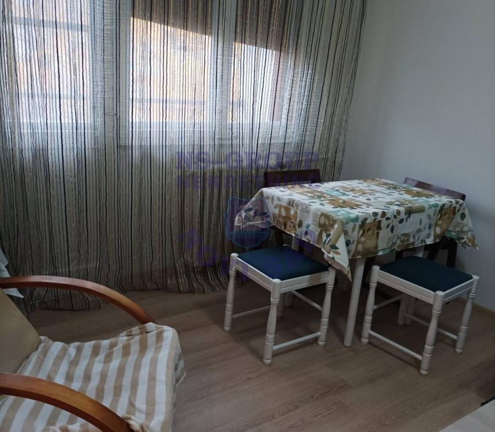 Slika 3 - Dvosoban, 45m2, Banatić Novi Sad, sa terasom