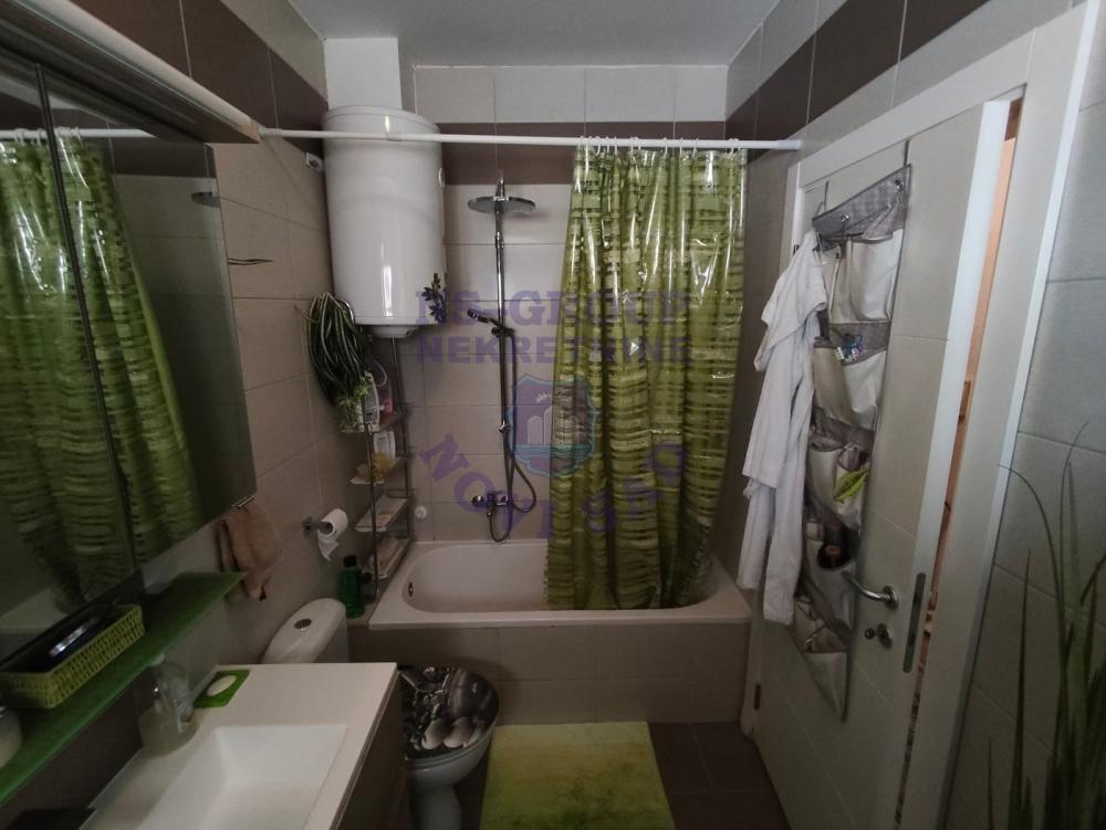 Slika 6 - Odlican trosoban stan u blizini Bulevara Oslobodjenja!