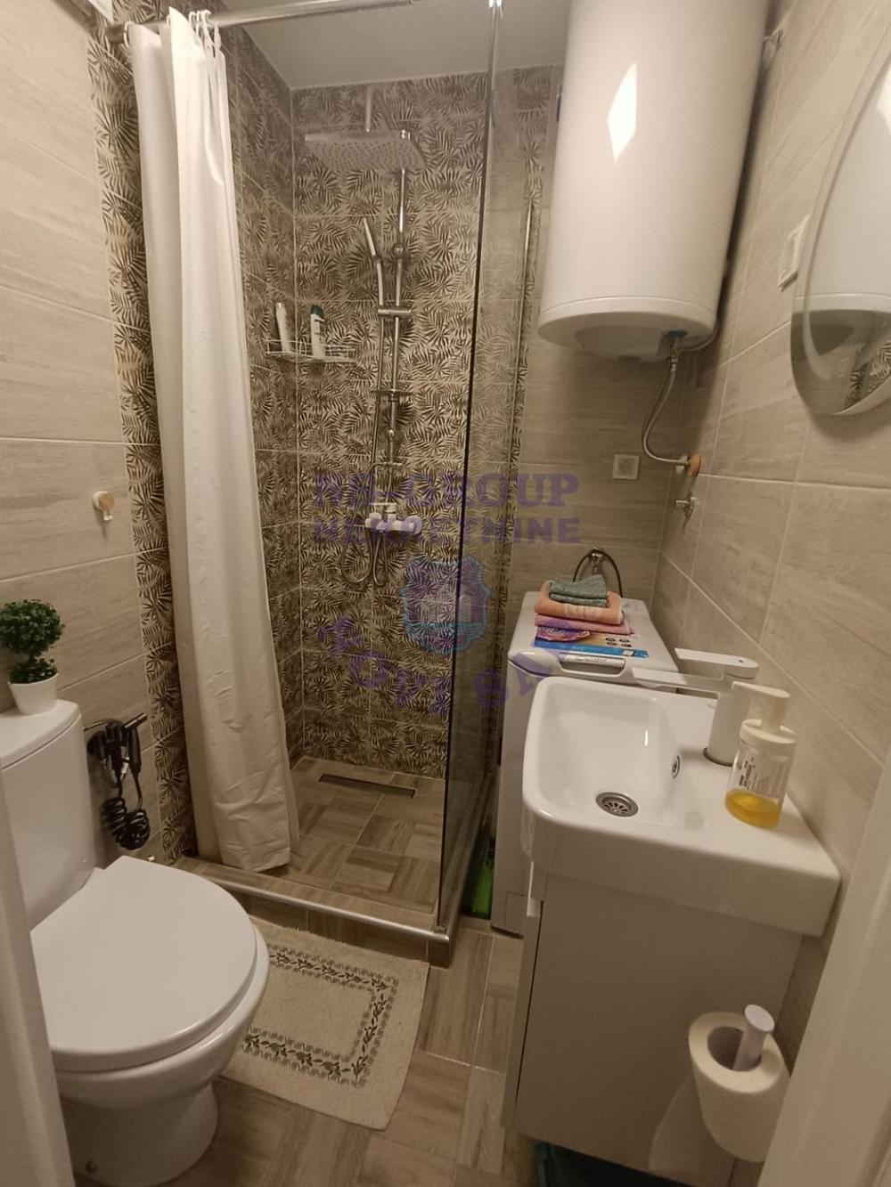 Slika 3 - Odlicna garsonjera na Bulevaru!