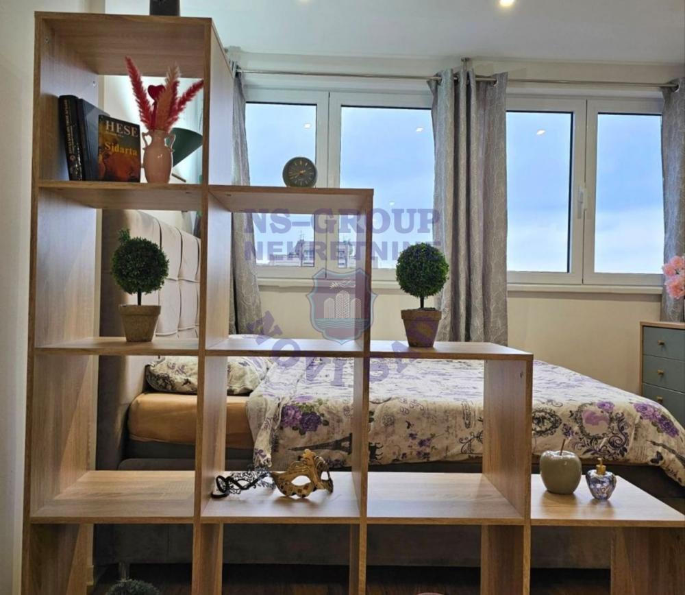 Slika 6 - Odlicna garsonjera na Bulevaru!