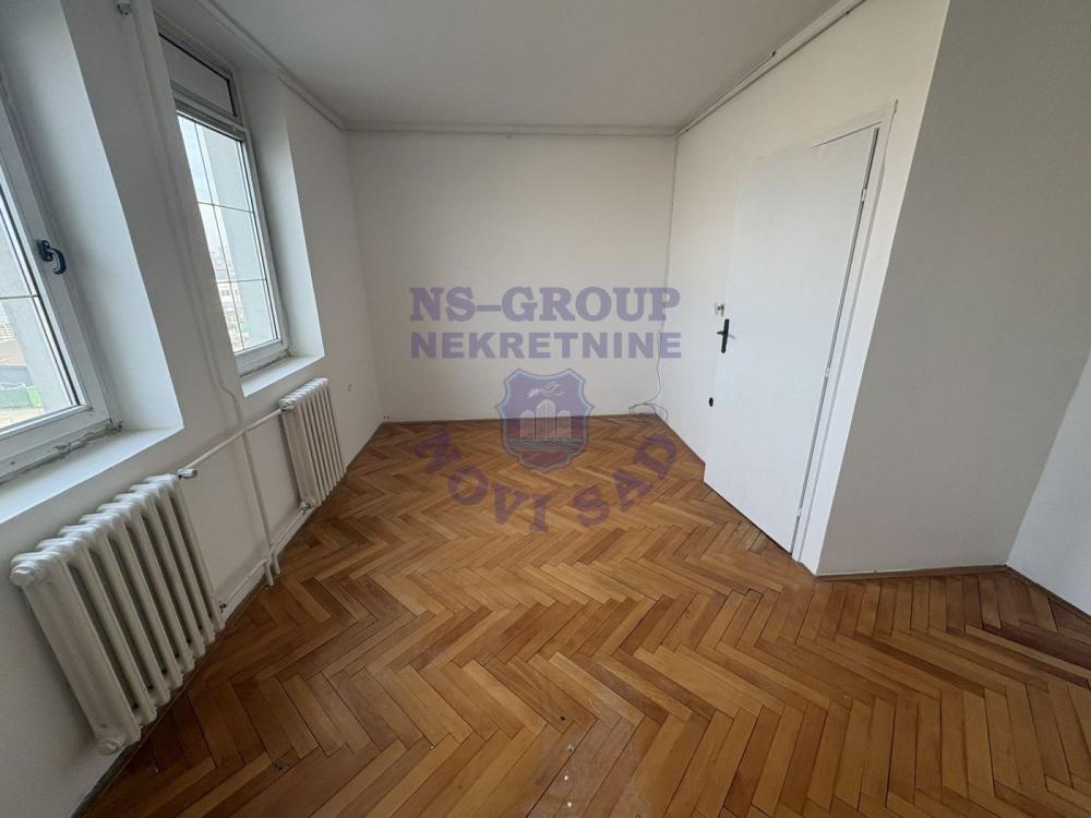 Slika 2 - Odličan dvosoban stan na Novom Naselju