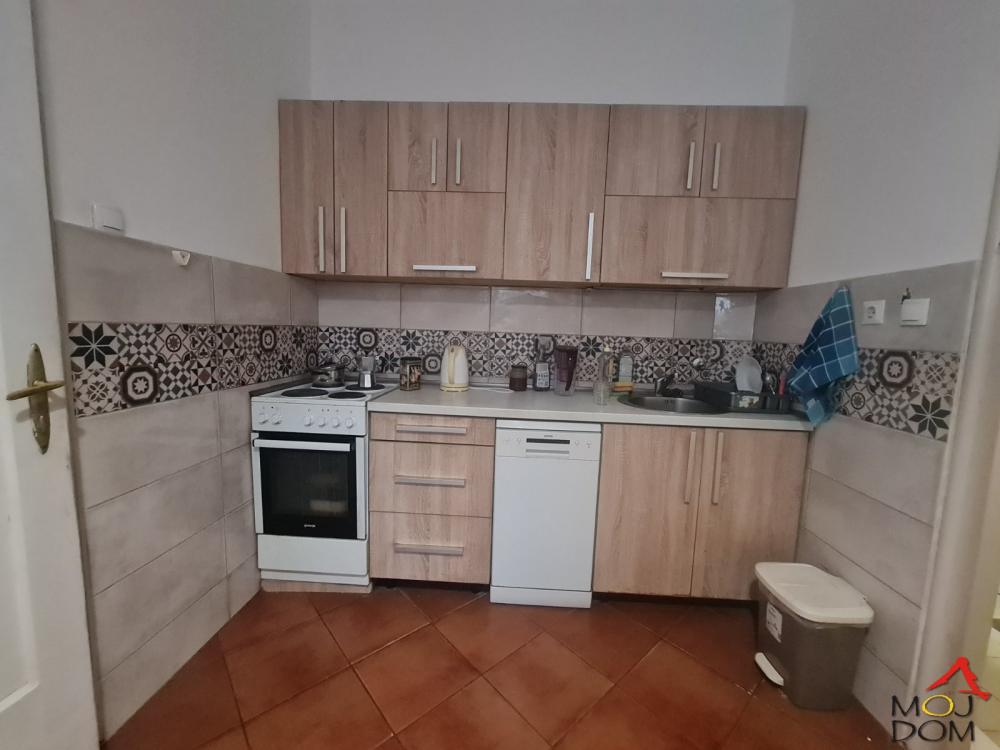Slika 4 - Stan,NOVI SAD,CENTAR,kv: 85, € 231750, ID: 1031694