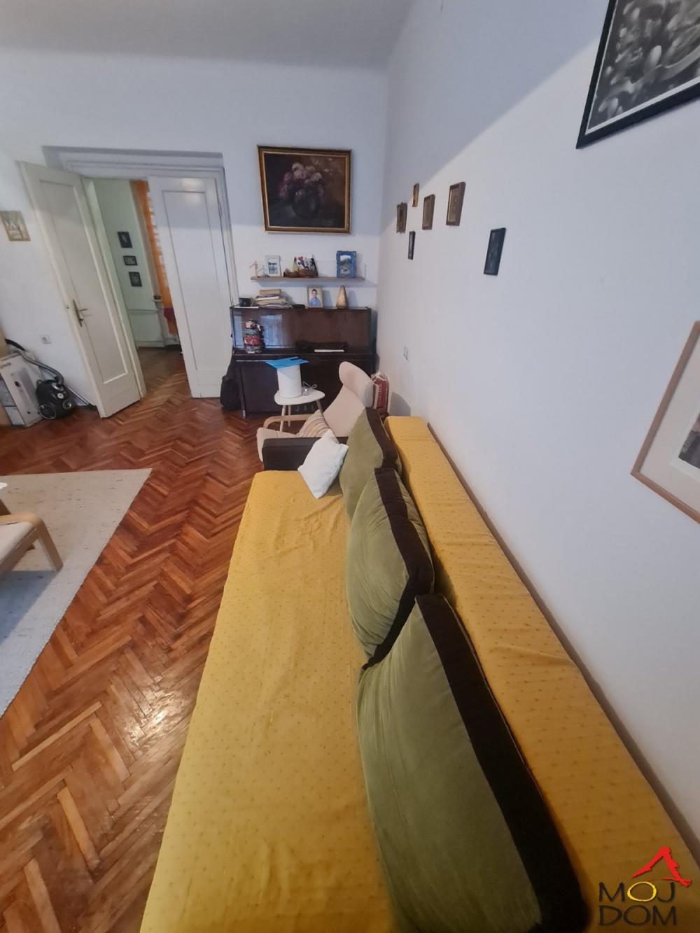 Slika 5 - Stan,NOVI SAD,CENTAR,kv: 85, € 231750, ID: 1031694