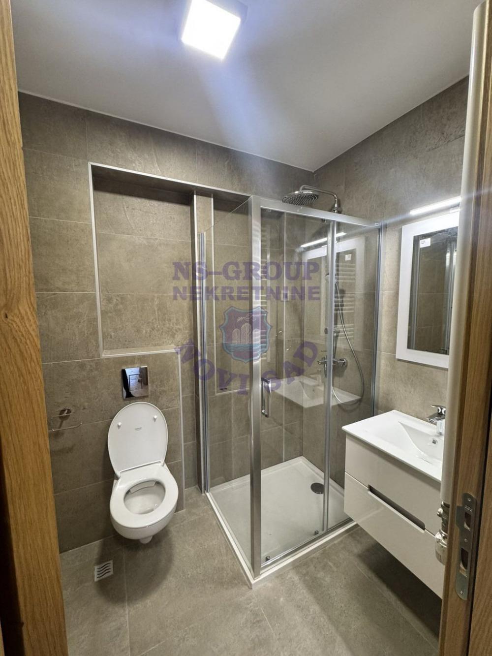 Slika 6 - Nov, useljiv četvorosoban stan na Bulevaru Evrope