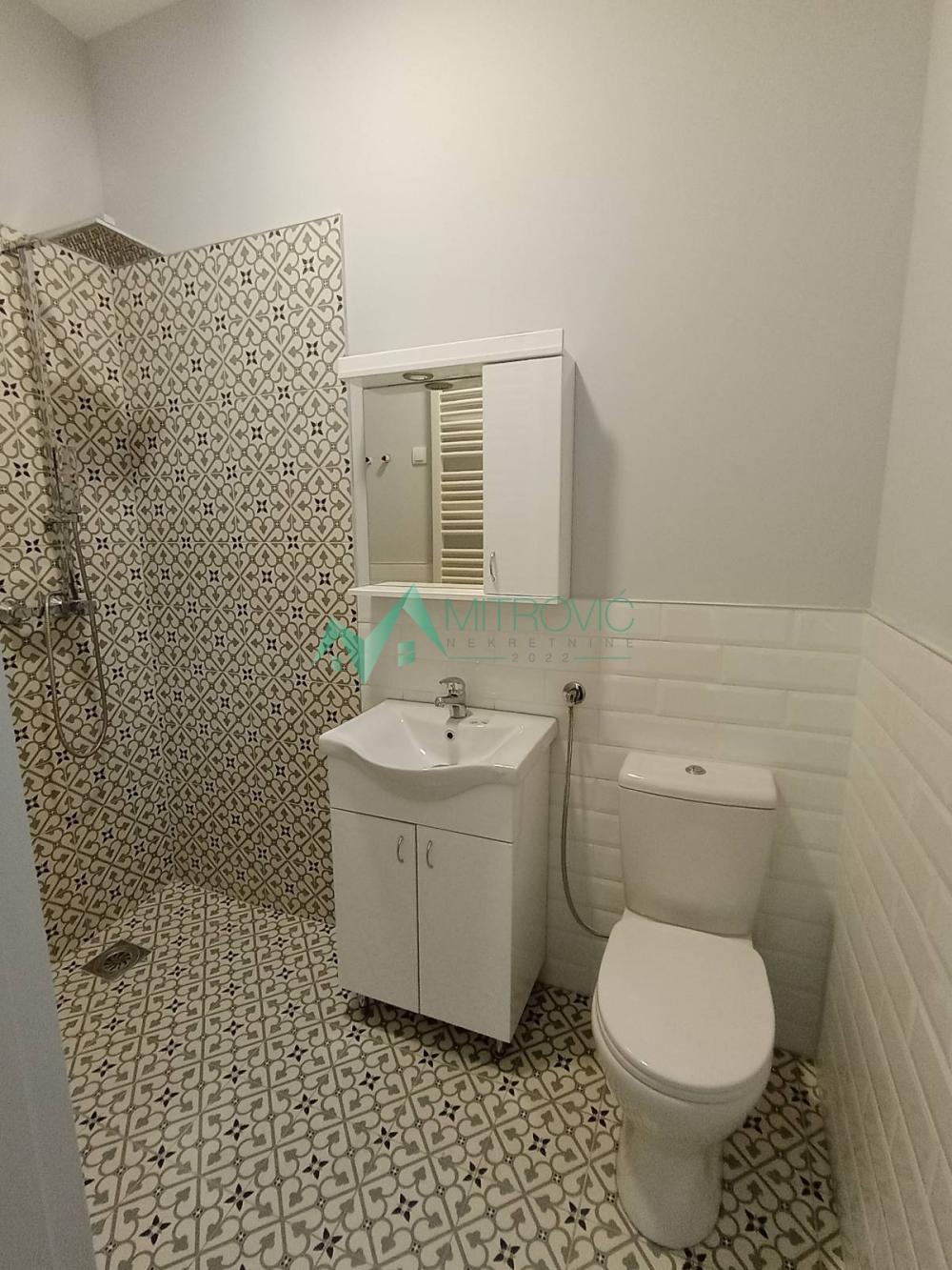 Slika 7 - Novi Sad, Petrovaradin - Trosoban stan 79m2 