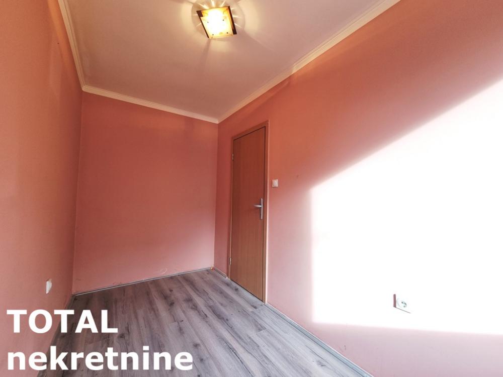 Slika 6 - Stan,NOVI SAD,TELEP,kv: 28.00, € 75600, ID: 1102229