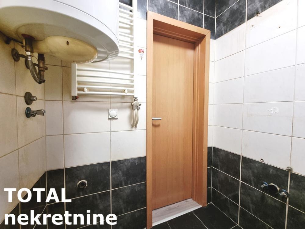 Slika 7 - Stan,NOVI SAD,TELEP,kv: 28.00, € 75600, ID: 1102229