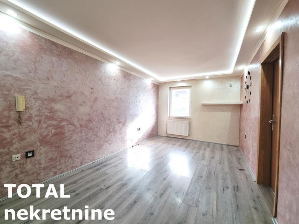 Slika 1 - Stan,NOVI SAD,TELEP,kv: 28.00, € 75600, ID: 1102229