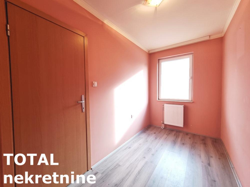 Slika 5 - Stan,NOVI SAD,TELEP,kv: 28.00, € 75600, ID: 1102229