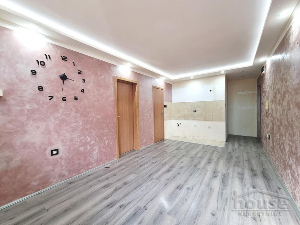 Glavna slika -Stan,NOVI SAD,TELEP,kv: 28.00, € 75600, ID: 1065381