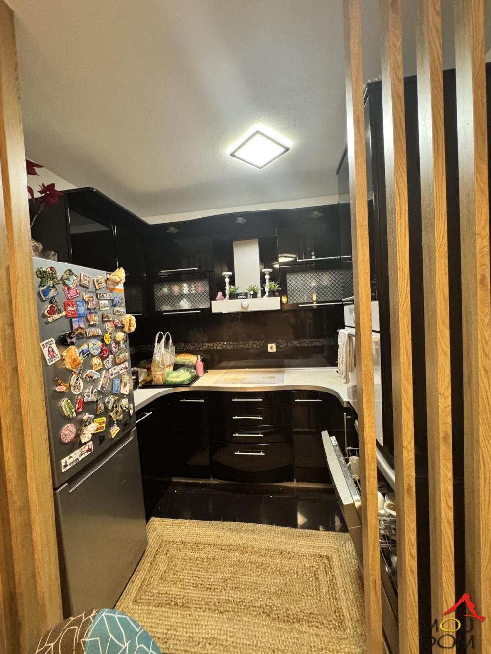 Slika 10 - Stan,NOVI SAD,NOVA DETELINARA,kv: 47, € 144200, ID: 1031767