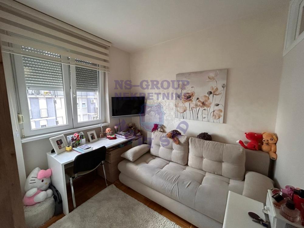 Slika 10 - Prodaja stana, 74m2, Bulevar Evrope Novi Sad, sa terasom, ima lift