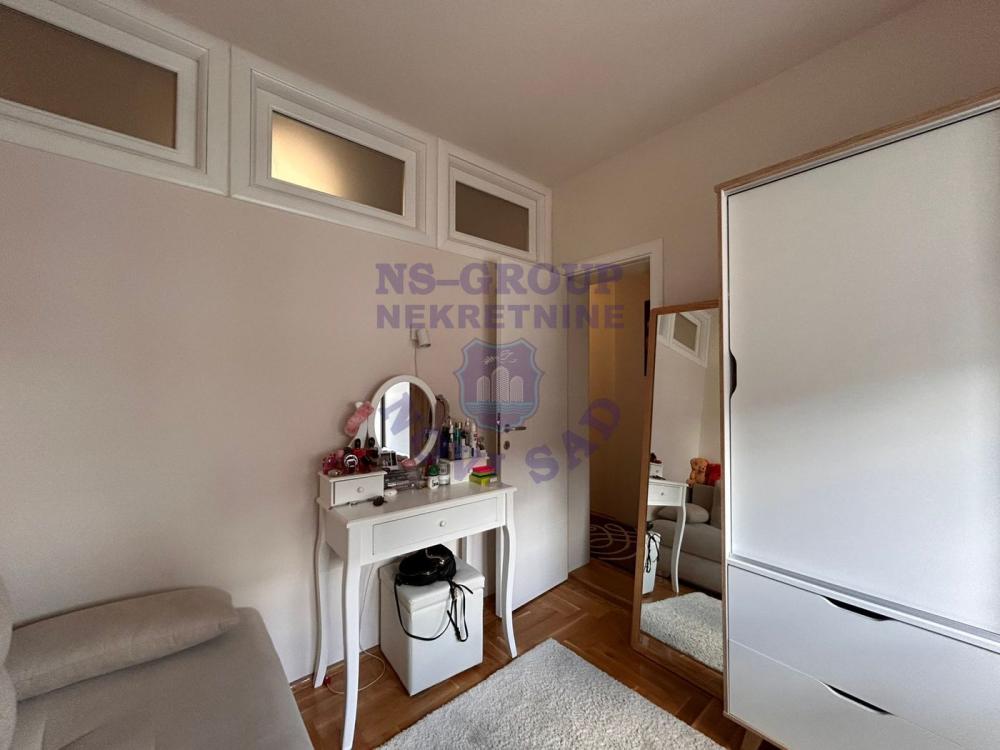 Slika 11 - Prodaja stana, 74m2, Bulevar Evrope Novi Sad, sa terasom, ima lift