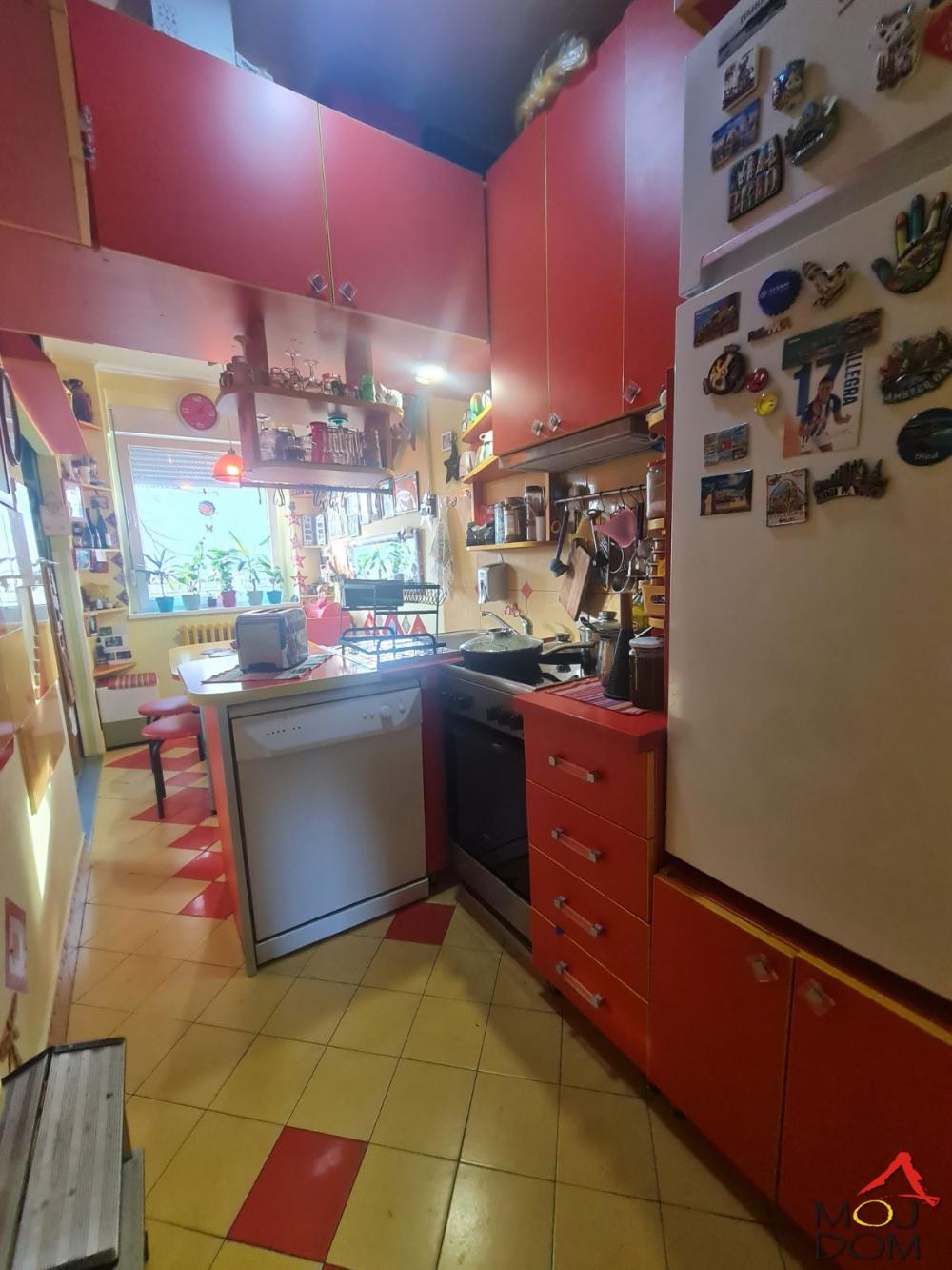 Slika 5 - Stan,NOVI SAD,PODBARA,kv: 48, € 131850, ID: 1031744