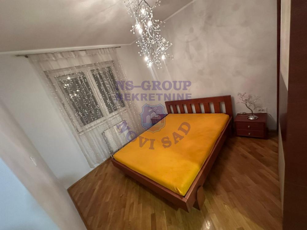 Slika 8 - Prodaja stana, Bulevar oslobođenja Novi Sad, sa terasom, ima lift