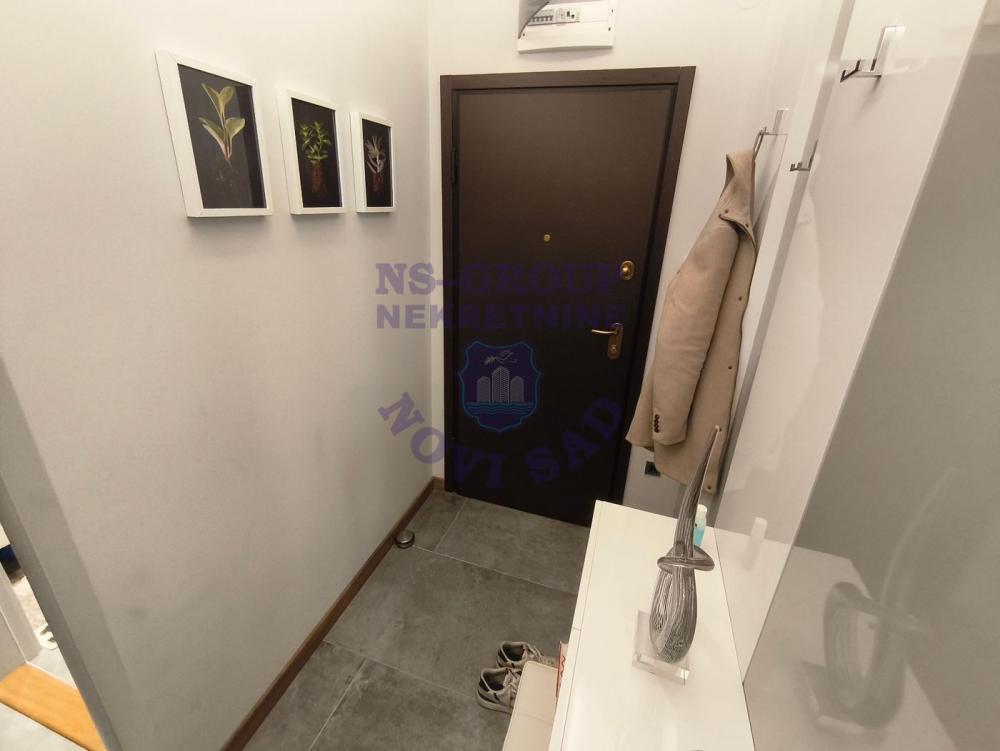 Slika 9 - Odličan trosoban stan na Novoj Detelinari!