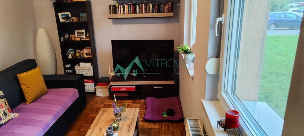 Glavna slika -Troiposoban stan 65 m² na Jugovićevom naselju sa liftom 