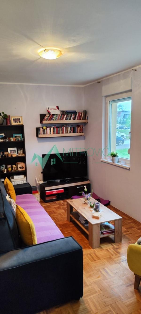 Slika 1 - Troiposoban stan 65 m² na Jugovićevom naselju sa liftom 