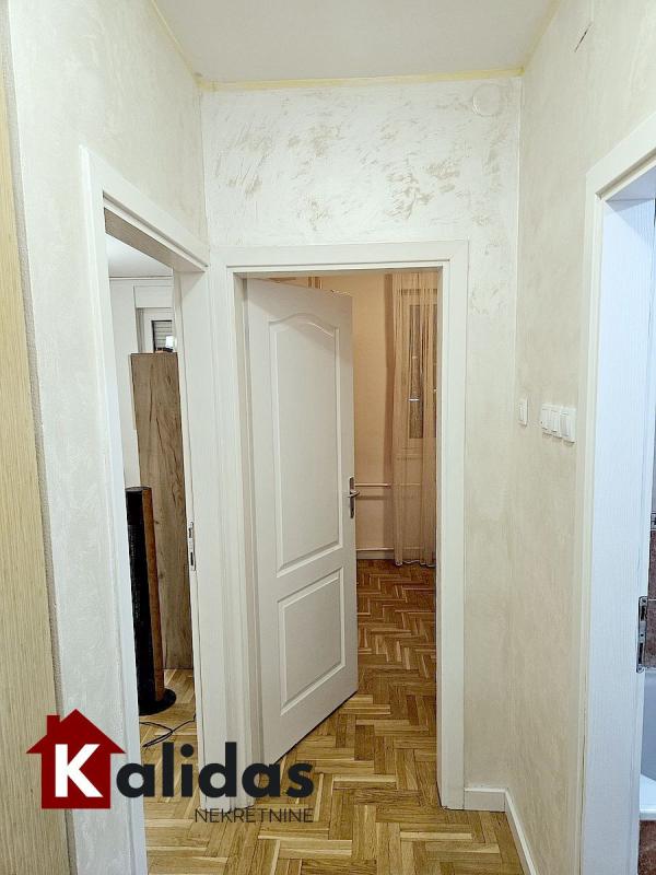 Slika 5 - Stan,NOVI SAD,NOVA DETELINARA,kv: 40, € 128750, ID: 1008558