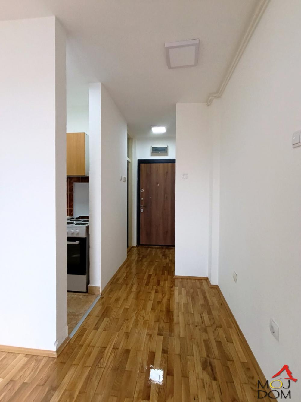 Slika 7 - Stan,NOVI SAD,NOVO NASELJE,kv: 23, € 75000, ID: 1031814
