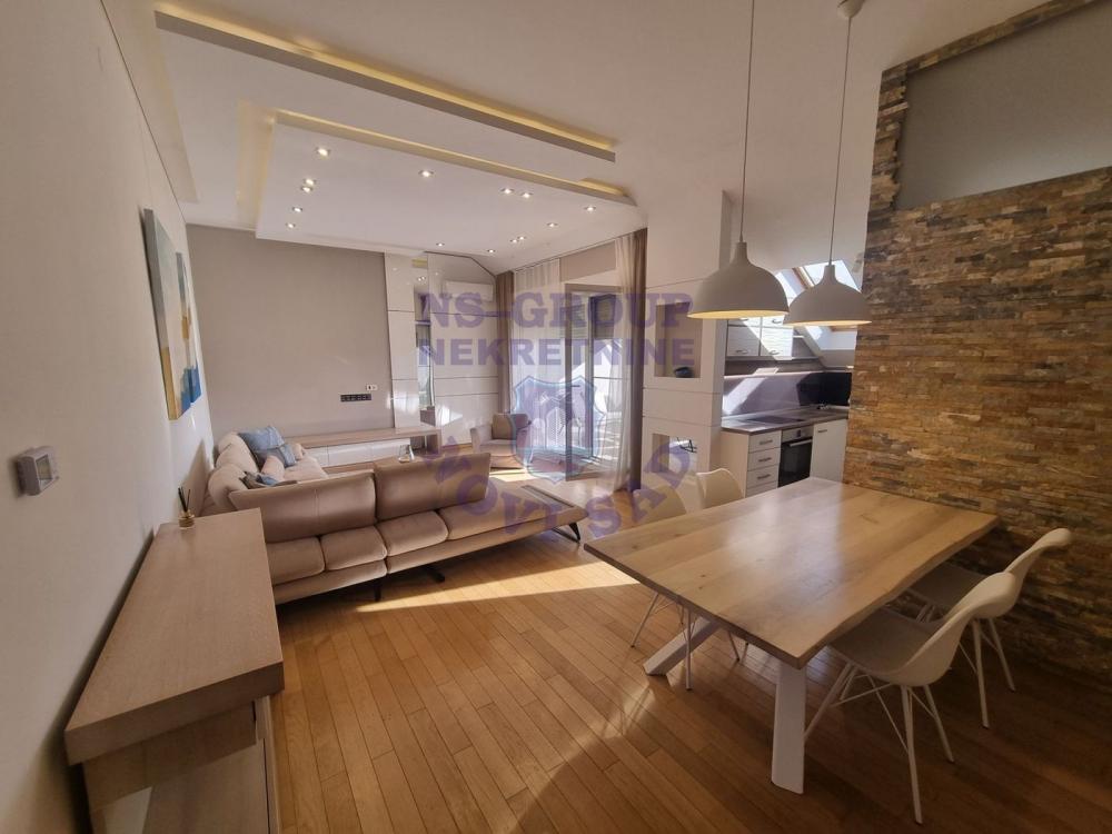 Slika 11 - Petosoban, 132m2, Telep Novi Sad, sa terasom, ima lift