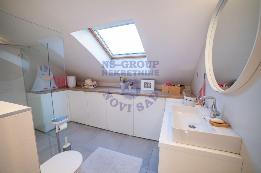 Slika 5 - Odlican petosoban stan na Spensu!