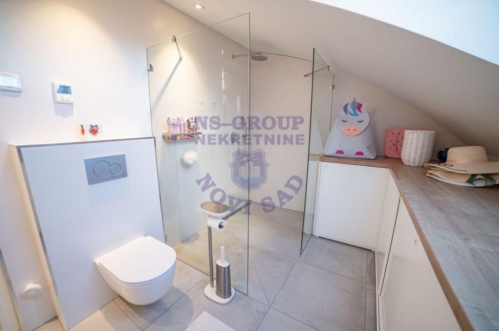 Slika 6 - Odlican petosoban stan na Spensu!