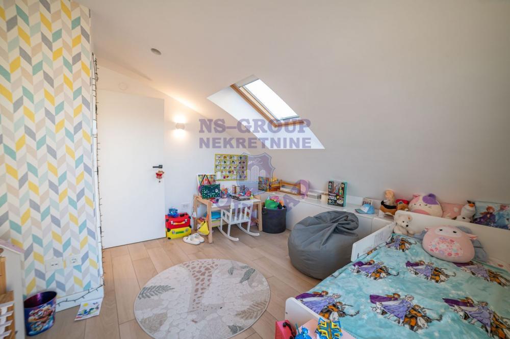 Slika 11 - Odlican petosoban stan na Spensu!