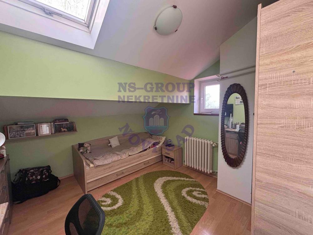 Slika 8 - Dvosoban stan u Petrovaradinu!