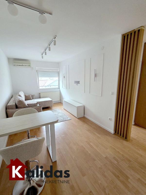 Glavna slika -Stan,NOVI SAD,GRBAVICA,kv: 44, € 129780, ID: 1008557