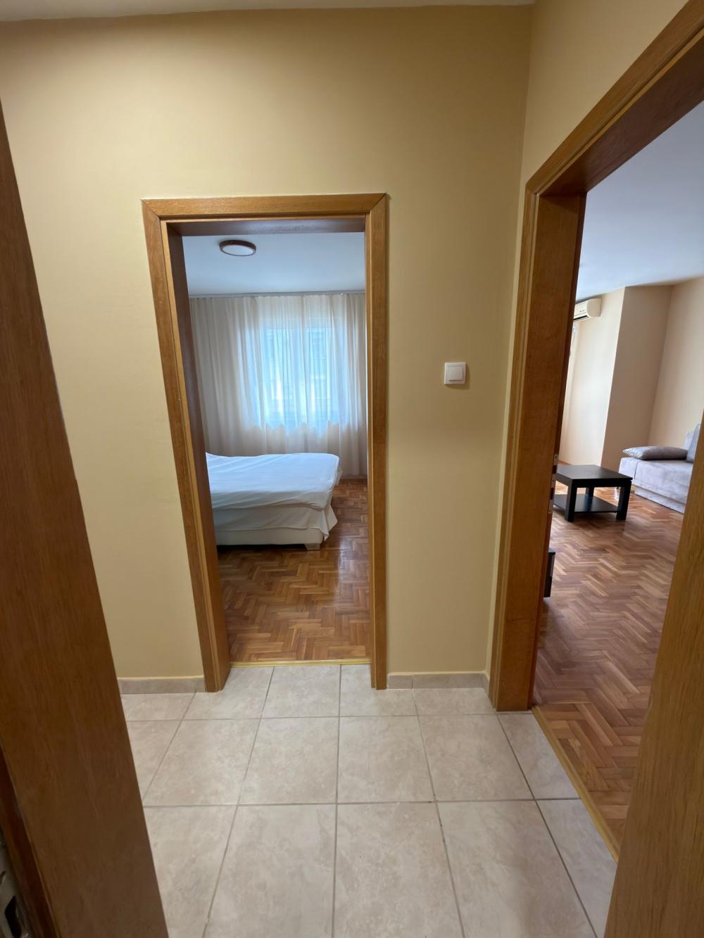 Slika 3 - Stan,NOVI SAD,BULEVAR EVROPE,kv: 50, € 145000, ID: 1019298